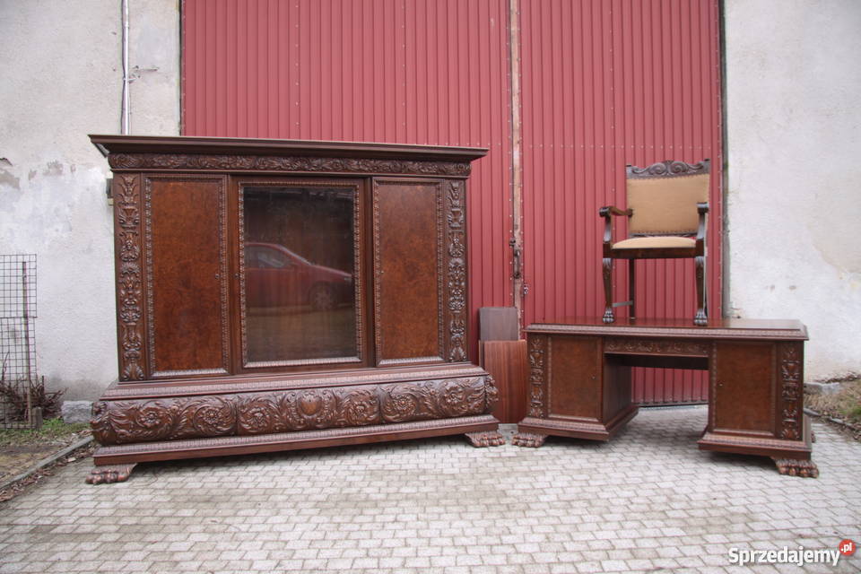 Reprezentacyjny komplet gabinetowy z 1920 roku