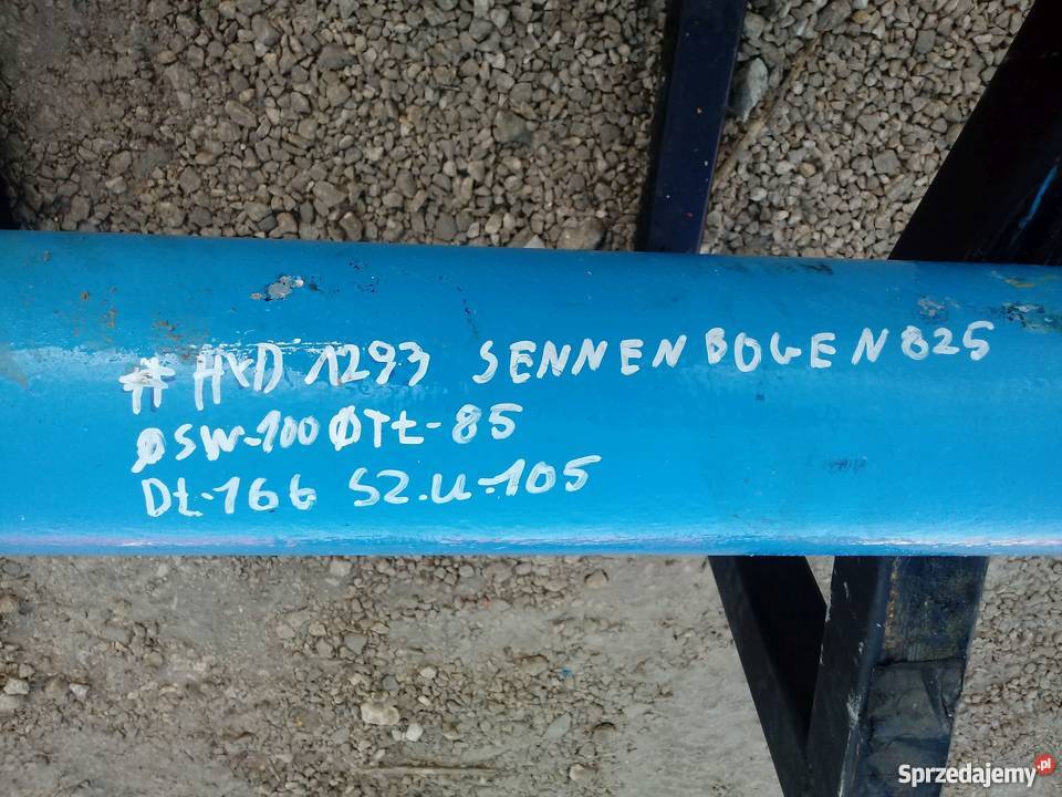 Siłownik Sennebogen 825 166 100 85 Części do maszyn budowlanych Kielce