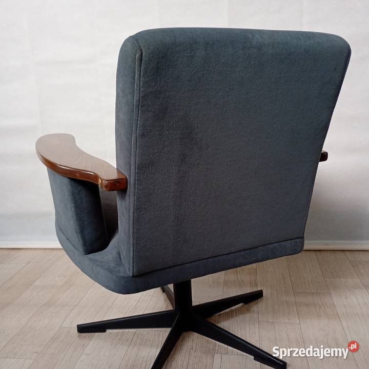 Fotel obrotowy z PRL KOS renowacji Puszczykowo