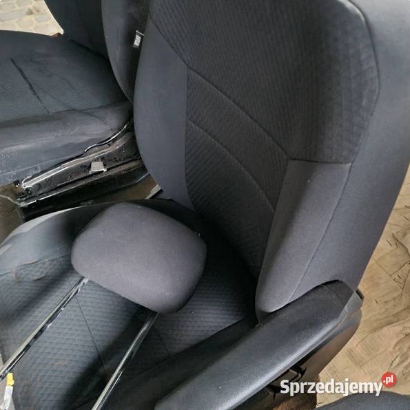 Fotel drugi rząd Dodge Grand Caravan 2018 osobowe Lublin