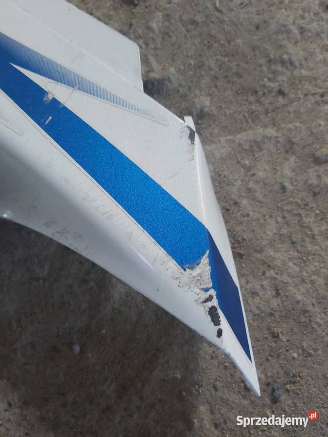 Suzuki hayabusa gsxr 1300 boczek owiewka plastik Chojnice