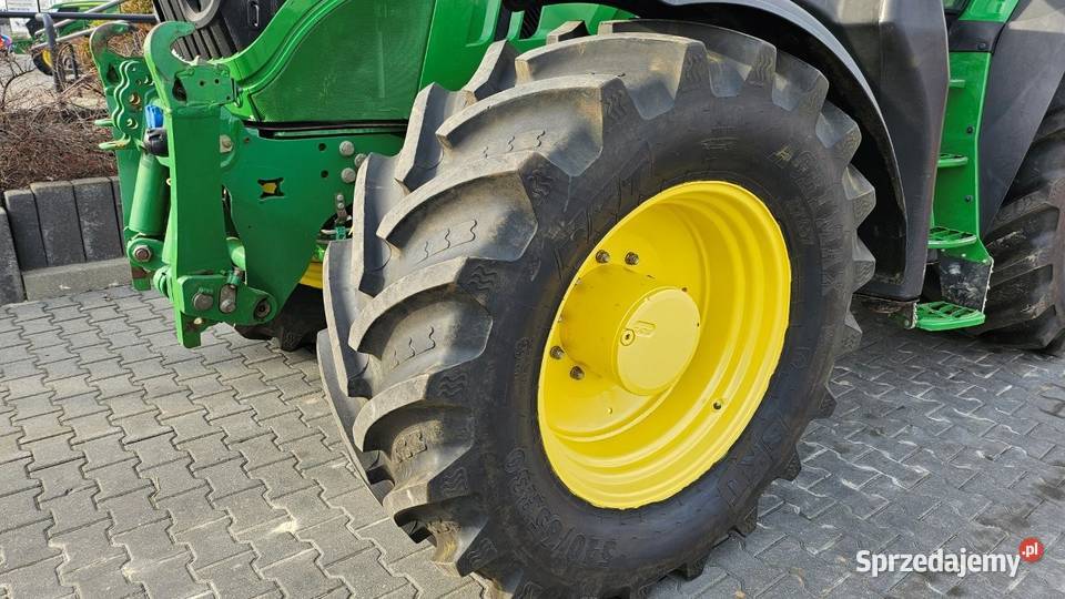 Ciągnik rolniczy John Deere 6215R Jatutów