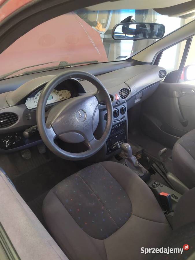 Mercedes w 168 na części