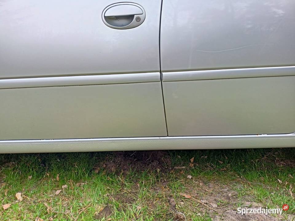 Meriva model Cosmo klimatyzacja hak bezwypadkowa CD Sosnowiec sprzedam