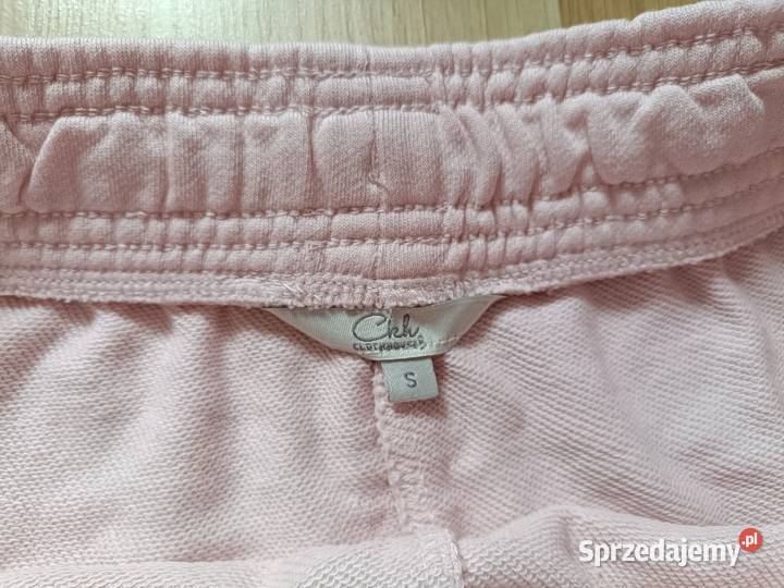 Krótkie różowe spodenki rozmiar S Łódź