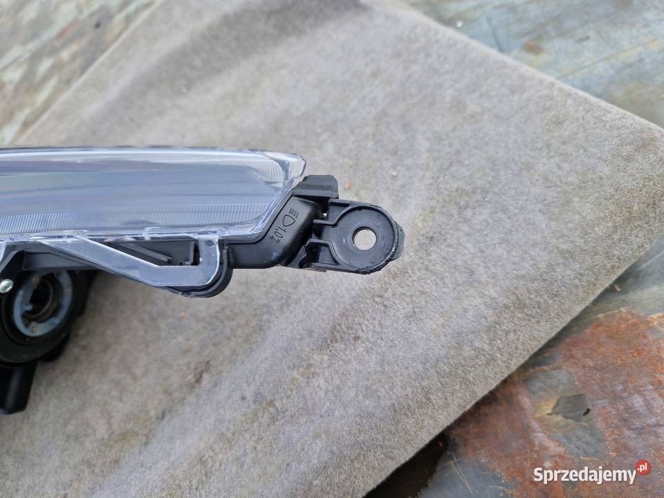 Toyota Corolla E21 sedan reflektor ORG EU sprzedam