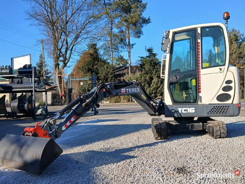 Terex TC16 Mini koparka TEREX TC16 z 2014r ładna Rok produkcji 2014 Złoczew
