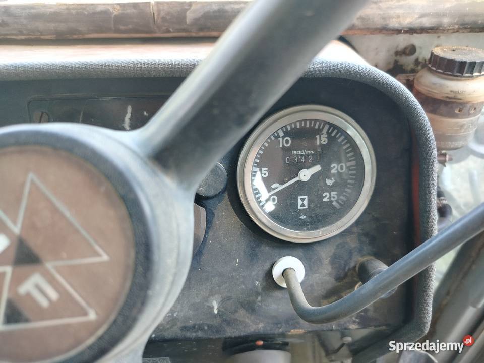 Sprzedam Massey Ferguson 592 do negocjacji Skrzynia biegów Manualna sprzedam