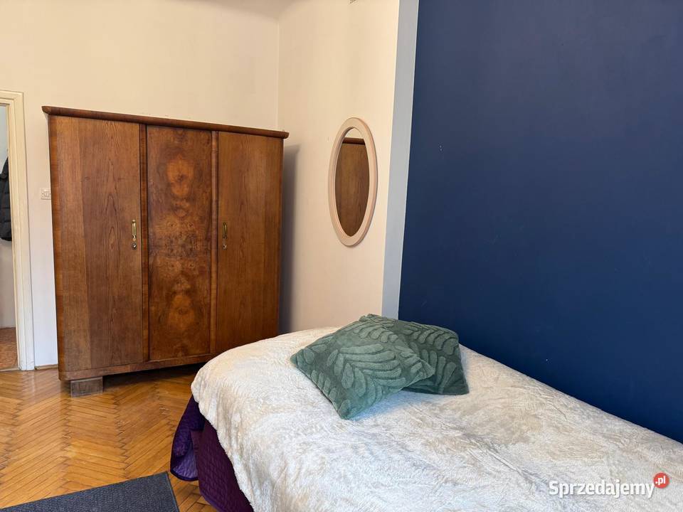 Studenta Kawalerka w kamienicy na Starych Warszawa