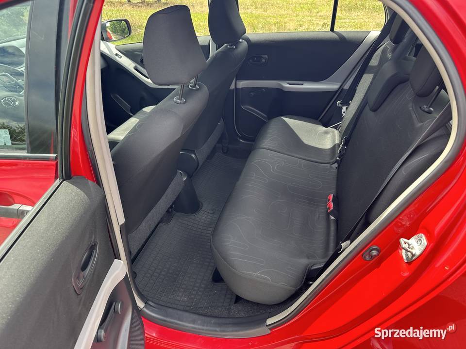 Toyota Yaris II 10 Benzyna 2009 Salon Polska Rok produkcji 2009 Mogielnica sprzedam