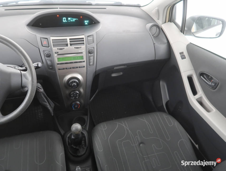 Toyota Yaris 10 VVTi dolnośląskie