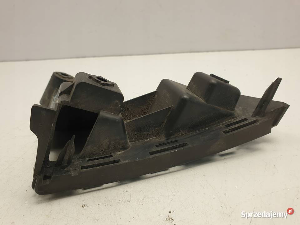 Volvo V70 III PRAWY TYLNY ŚLIZG ZDERZAKA Tył Janów