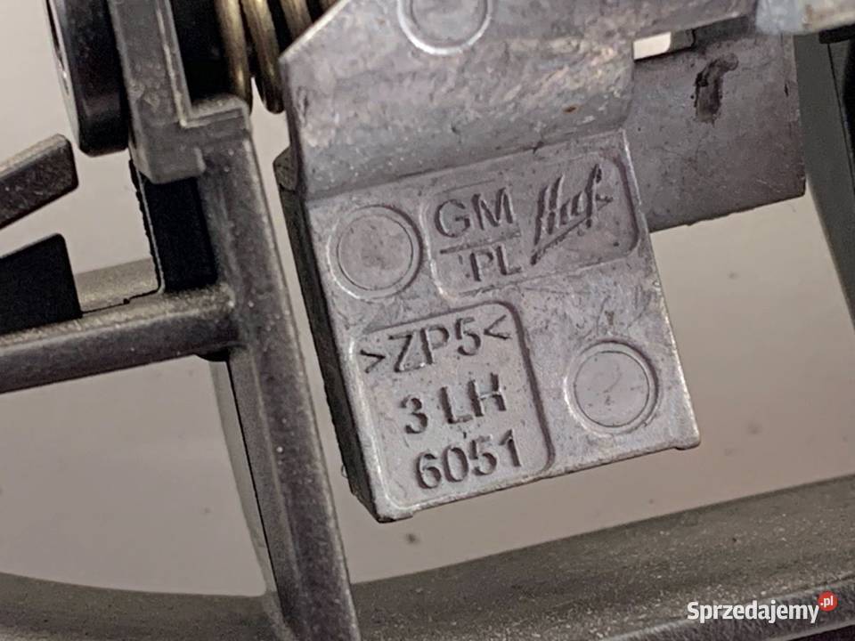 KLAMKA ZEWNĘTRZNA LEWY TYŁ OPEL ASTRA K