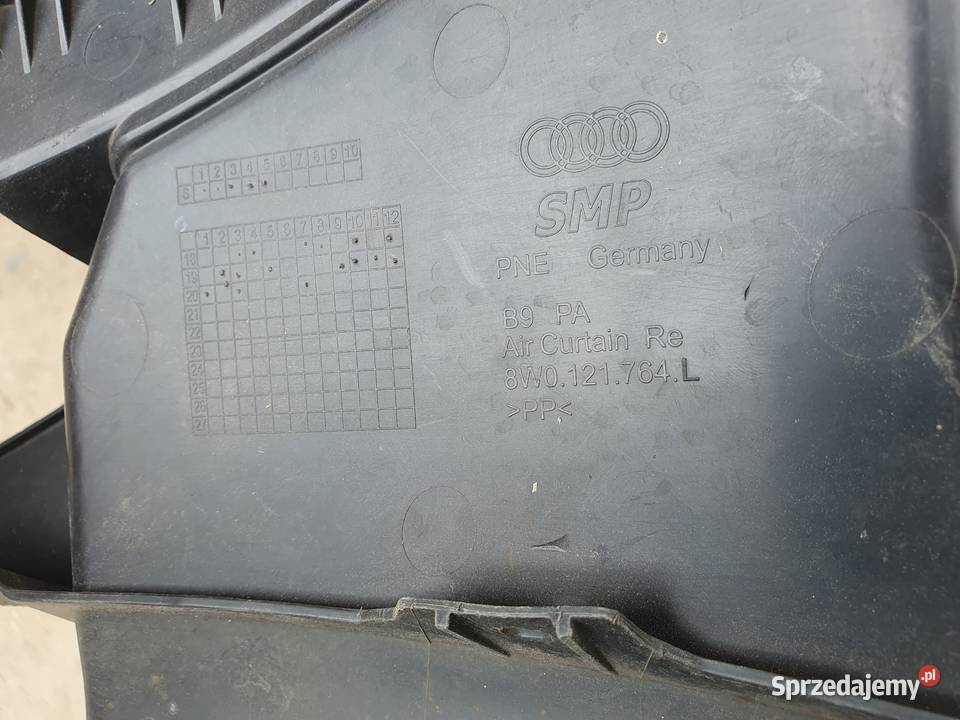 AUDI A4 B9 KIEROWNICA POWIETRZA PRAWA 8W0121764L