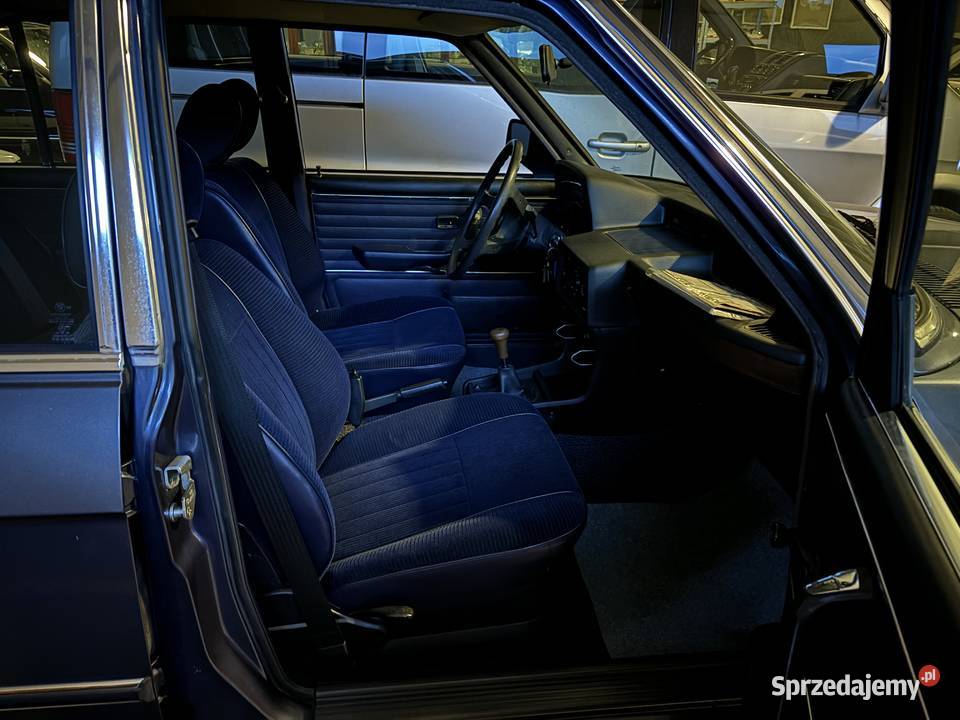 BMW 5206 e12 520 16000 przebiegu znalezione w manualna Seria 5 Wrocław