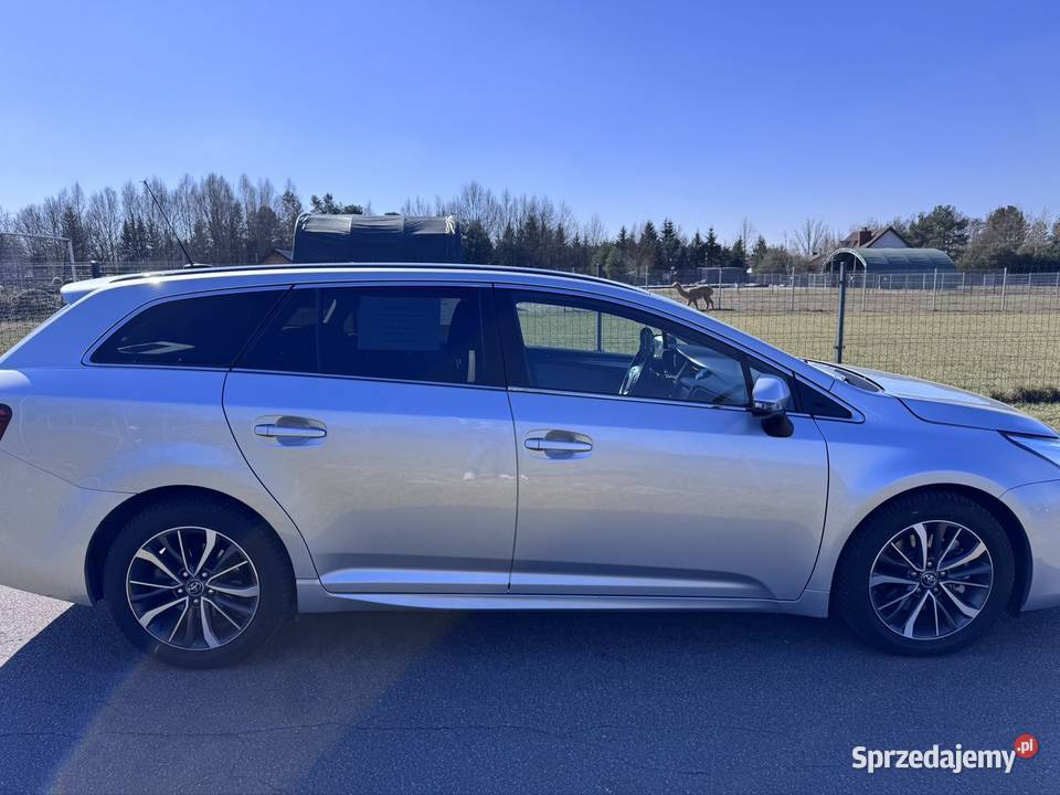 Toyota avensis full led wersja prestige mazowieckie