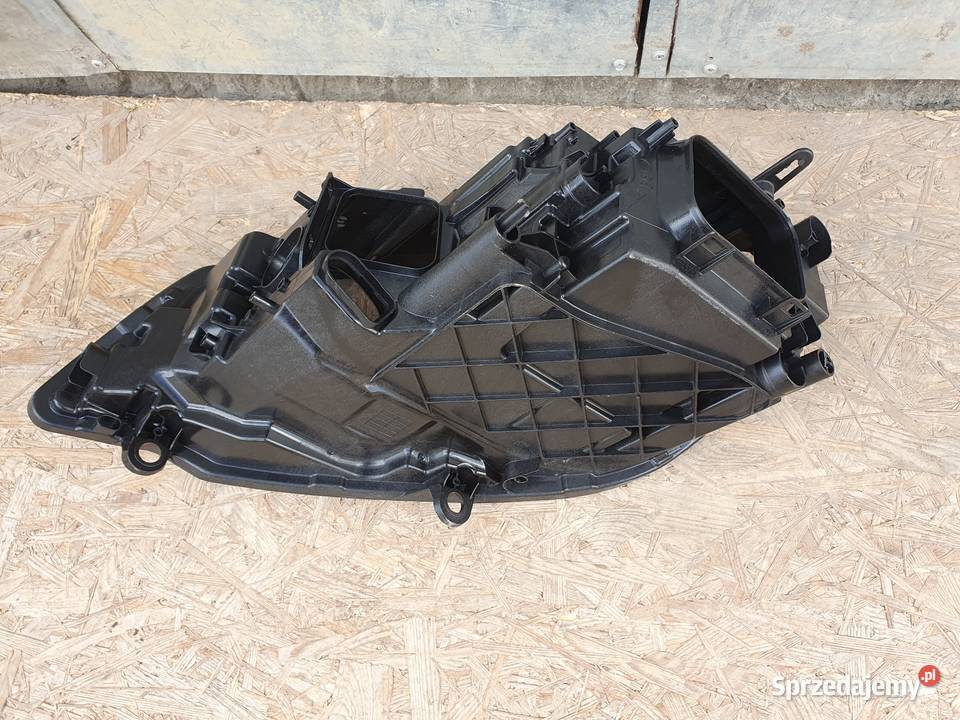 VW TOUAREG II LIFT XENON LED PUSZKA LAMPY PRAWA Prawe Międzychód