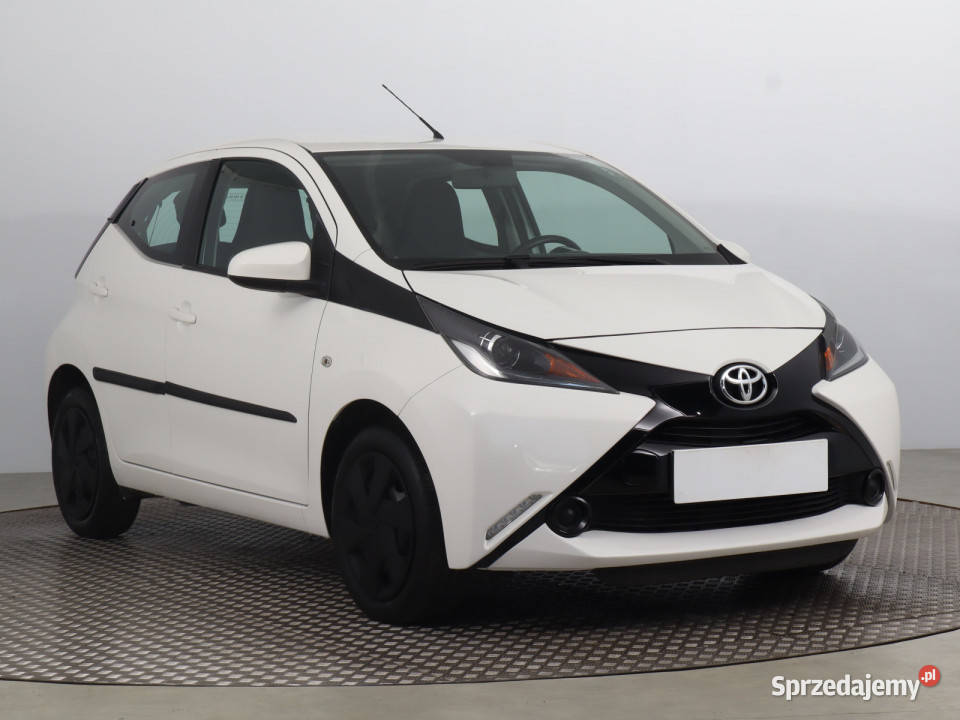 Toyota Aygo 10 VVTi Bielany Wrocławskie