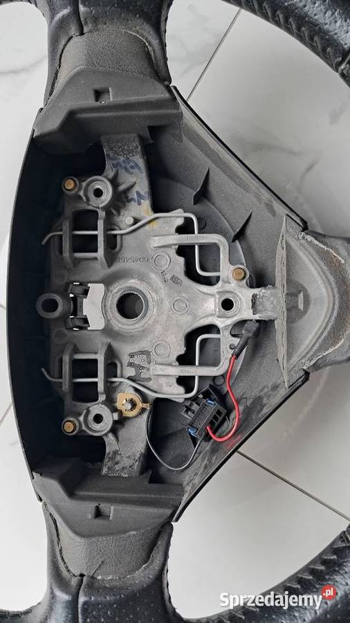 Kierownica peugeot 207 skórzana ładna 206 Kielno sprzedam