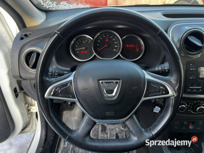 DACIA SANDERO 2019 89800 ccm 90 mazowieckie Warszawa sprzedam