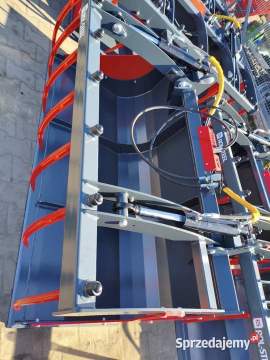 Łyżkokrokodyl firmy RolSteel wielkopolskie Konin sprzedam