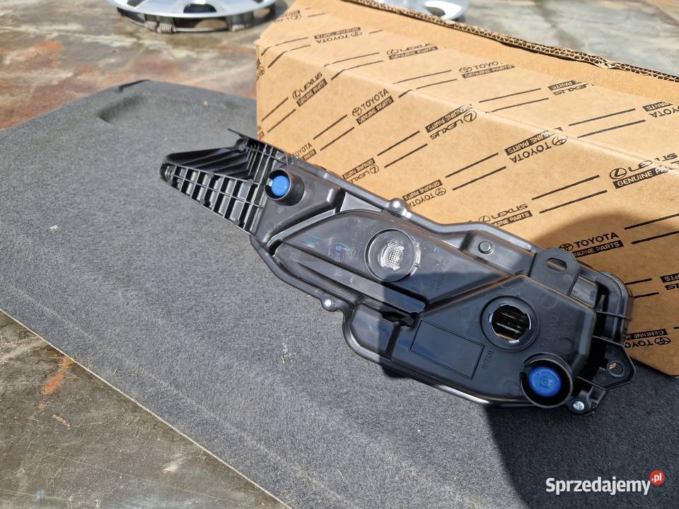 Toyota Yaris Cross Halogen DRL NOWY ORYGINAŁ