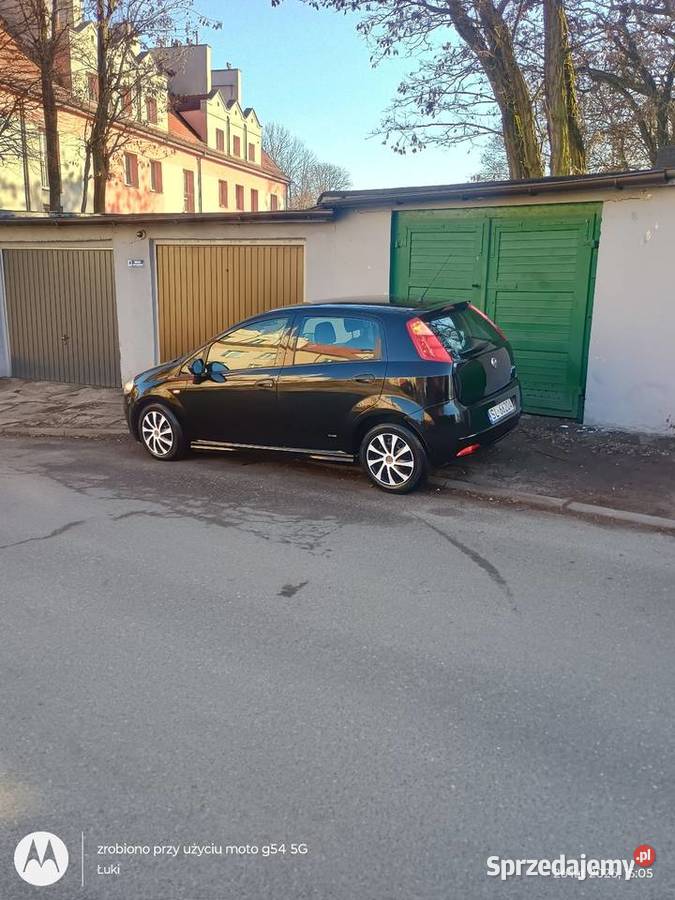 Zadbane i uszanowane Grande Punto ze sprawną