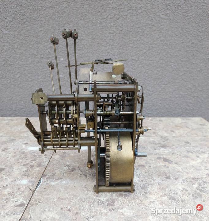 M010 Mechanizm starego zegara ściennego HAU sprzedam