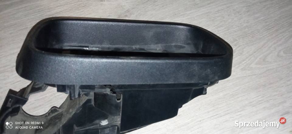 Ramka obudowa prawa lusterka Volvo V50 S40 C30 osobowe Karoseria