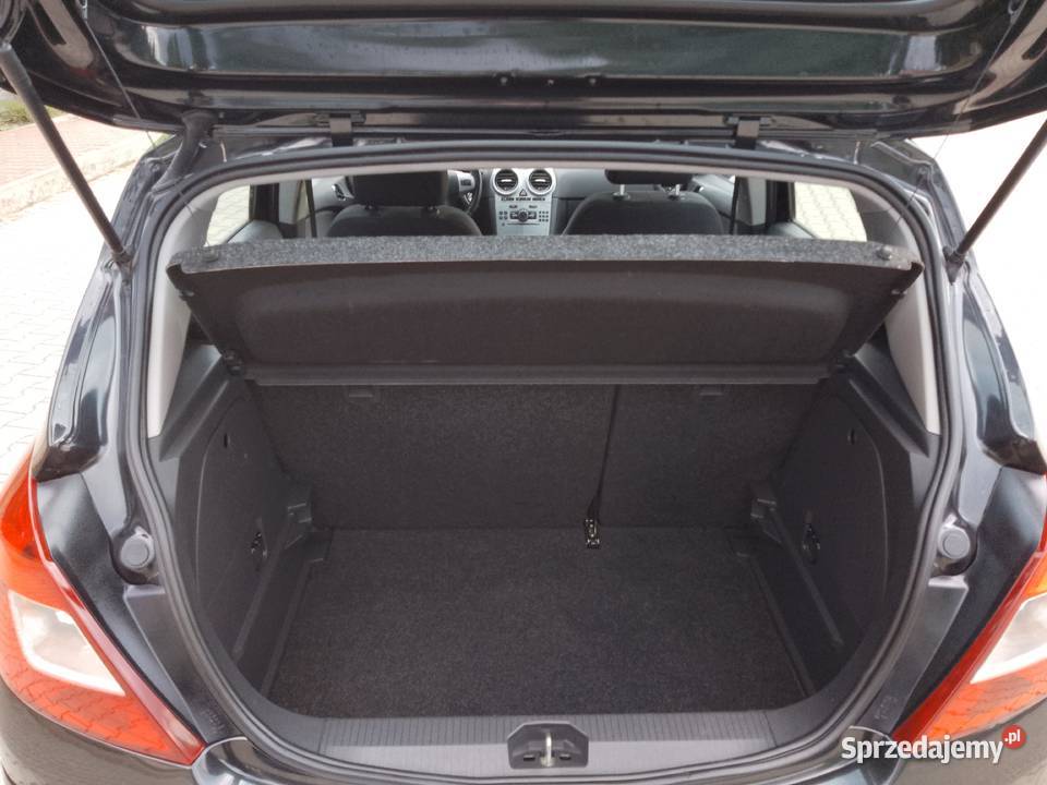 Opel Corsa D LIFT 2013r 14 Benzyna Przebieg 106 kupiony w Polsce Radom sprzedam