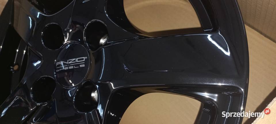 Felgi aluminiowe NOWE Anzio 4x100 15 Średnica 15" Rzeszów