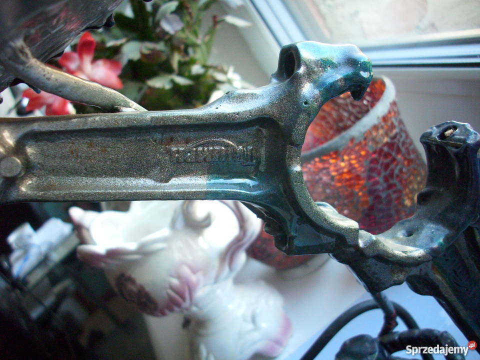 UNIKATLampa z oryginalnych części motocykla wielokolorowy Oświetlenie Barlinek