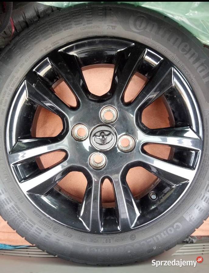 Dekielki do felg aluminiowych Toyota Aygo czarne Sosnowiec