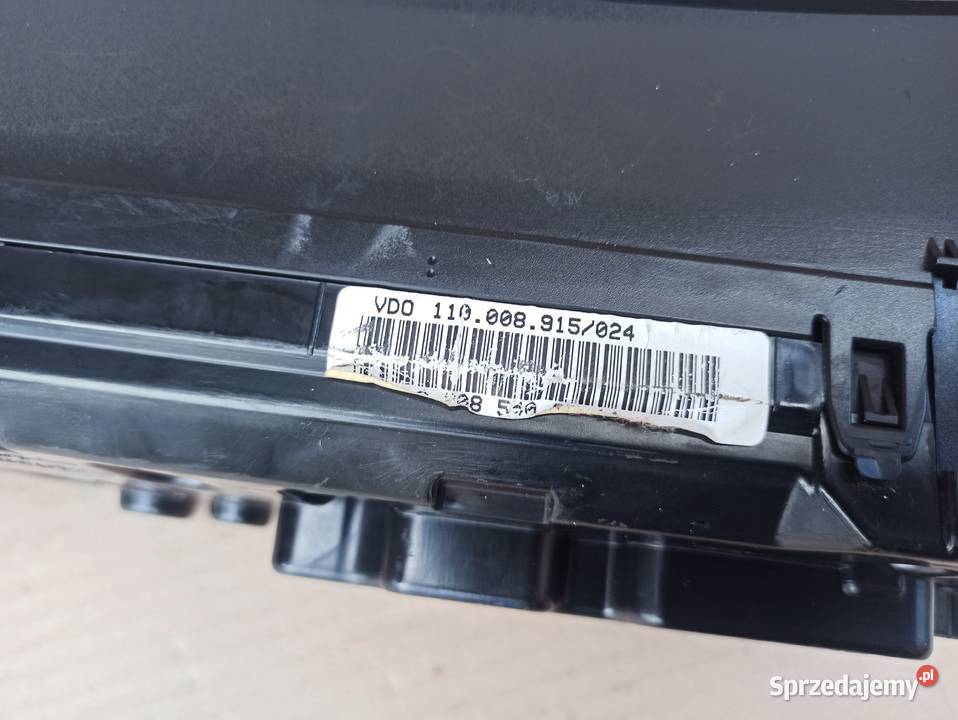 Licznik A2085403711 Mercedes W208 23 Kompressor dolnośląskie Bolesławiec