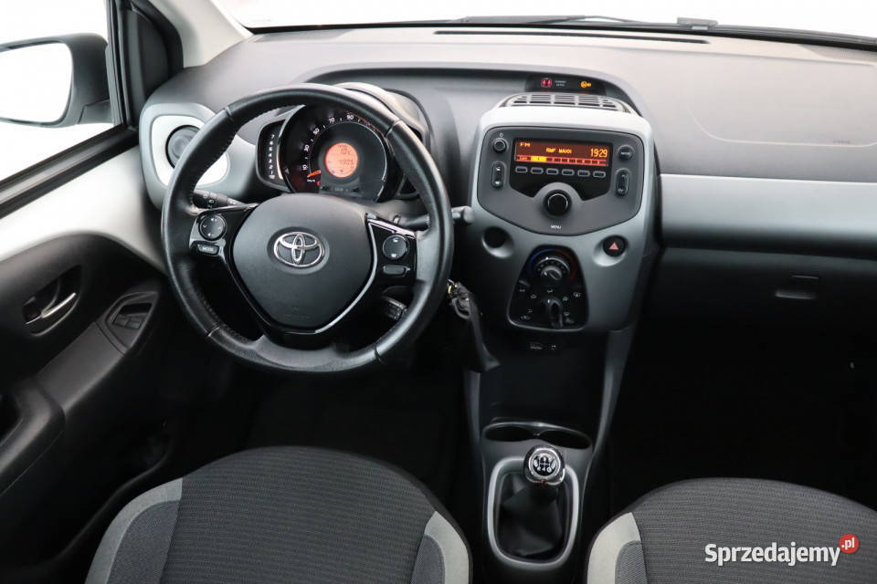 Toyota Aygo 10 VVTi pierwszy właściciel Zabrze