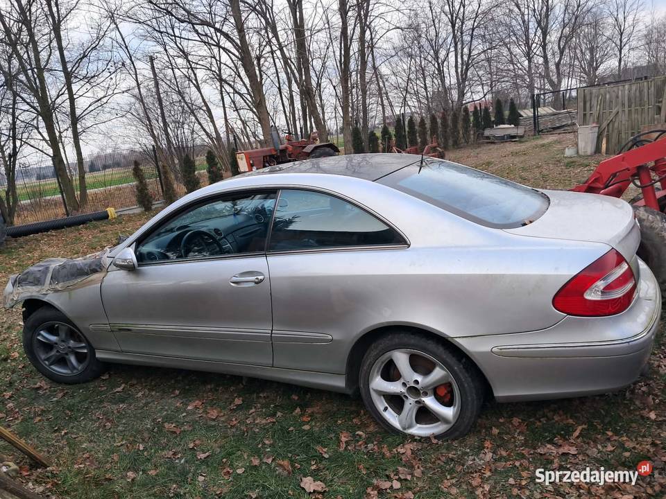 mercedes cupe clk 209 32 benzyna i mercedes nieuszkodzony