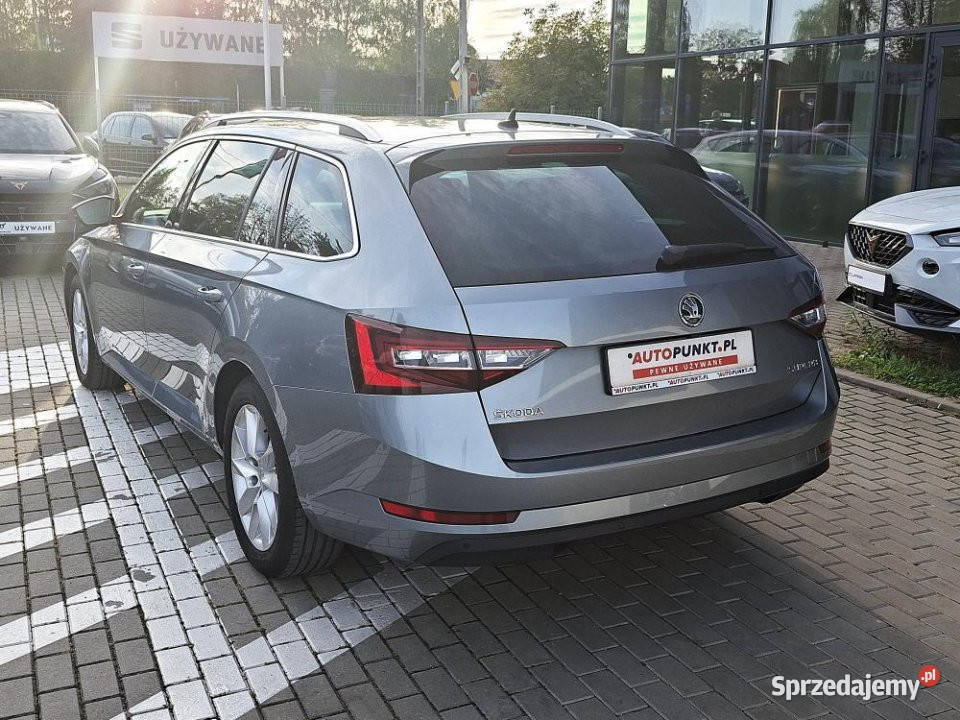 Skoda Superb 2016r SalonPL PodgrzFotele małopolskie Kraków