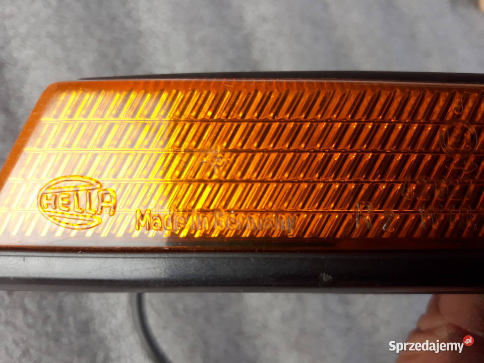 BMW e28 Prawy kierunkowskaz Bukownica