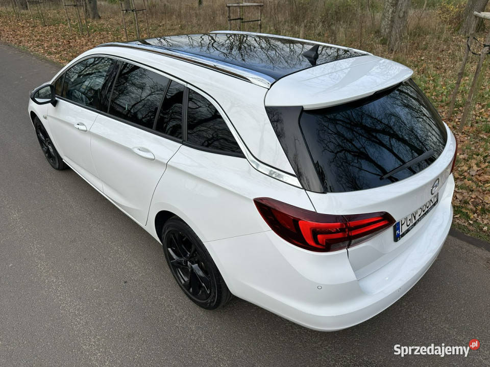 Opel Astra Cosmo Sport Tourer 16 CDTI 136 2018r czujnik deszczu sprzedam