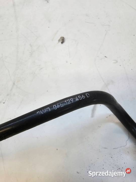 PRZEWÓD PODCIŚNIENIA AUDI A4 B9 A5 8W 04L129456D Przystajń