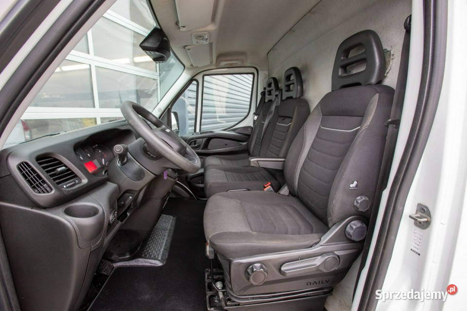 Iveco Daily L3H2 35S14 Automat ŚREDNI Hak 3500 127000km Jarocin