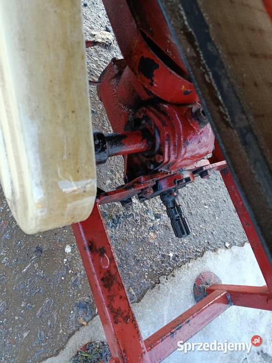 Motyl rozsiewacz wapna soli transport Limanowa