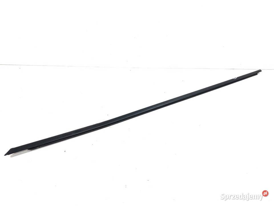 LISTWA ZGARNIAJĄCA PRZÓD LEWY BMW F30
