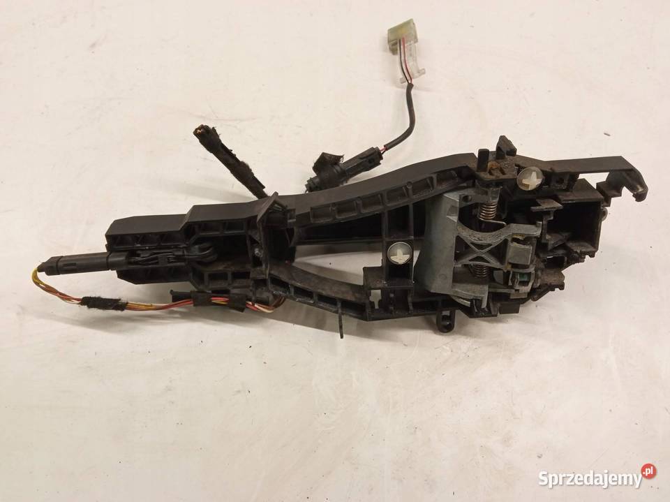 KLAMKA ZEWNĘTRZNA PRAWA PRZÓD PODŚWIETLANA