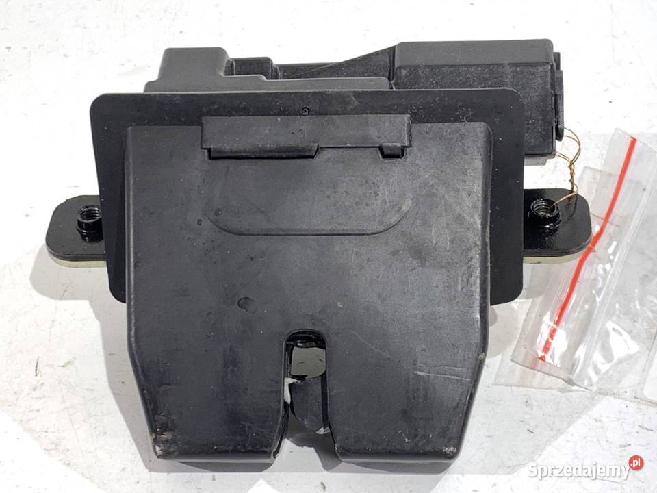 ZAMEK KLAPY TYŁ FORD FIESTA MK7 Hatchback