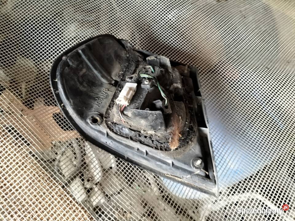 Nissan Primera P11 LAMPA TYLNA TYŁ PRAWA lampy tylne Kamień-Kolonia