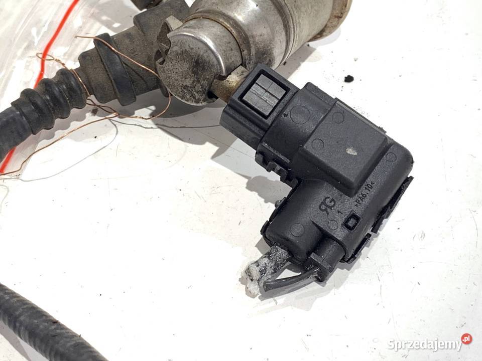 WTRYSKIWACZ SCR DACIA DUSTER 208995377R 15 116