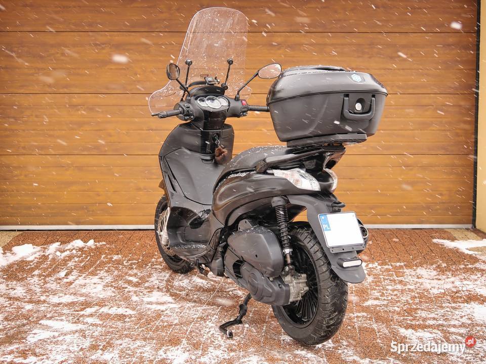 Piaggio Beverly Super Stan Duży i Wygodny Kufer łódzkie Starowa Góra sprzedam