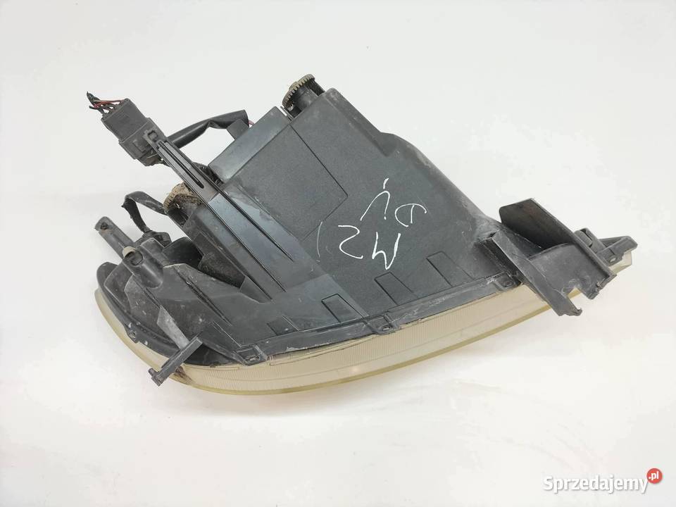 LAMPA PRZÓD LEWA EUROPA Mazda 2 I 20032007