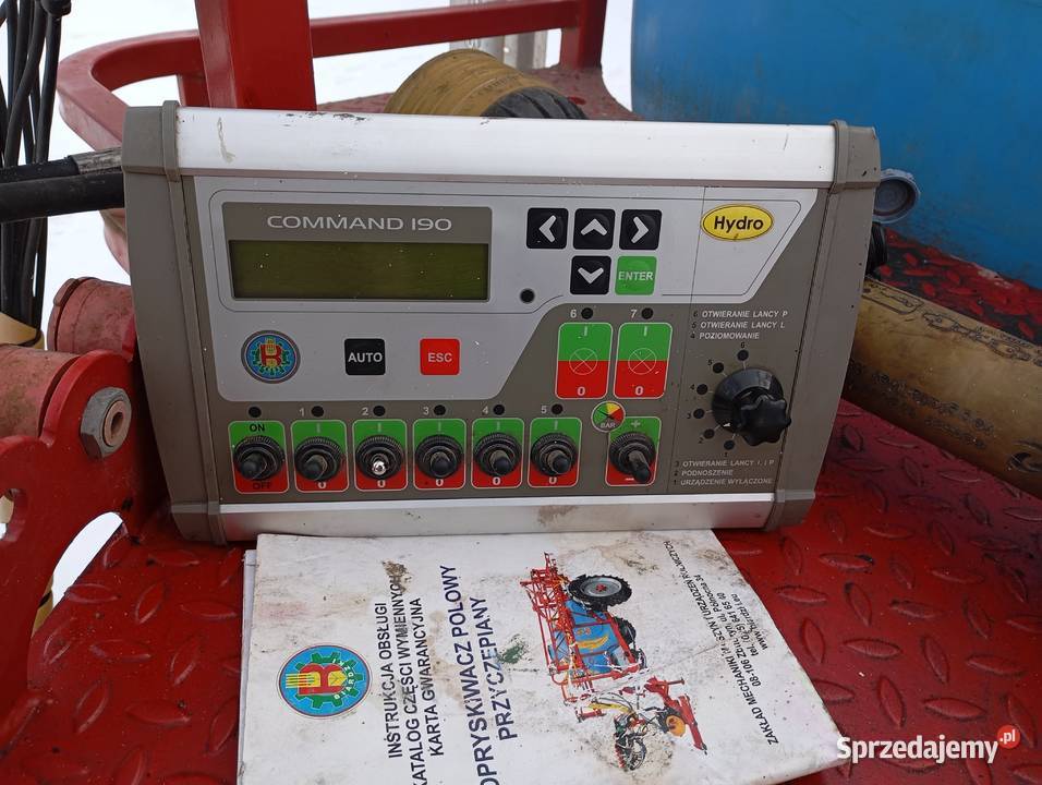 Opryskiwacz ciągany Biardzki 2200l belka 18m Radom